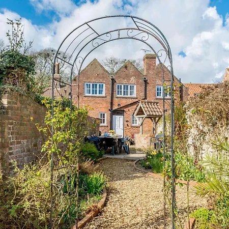 5 Bed In Filey Oc-52388 Дом отдыха Ханманби