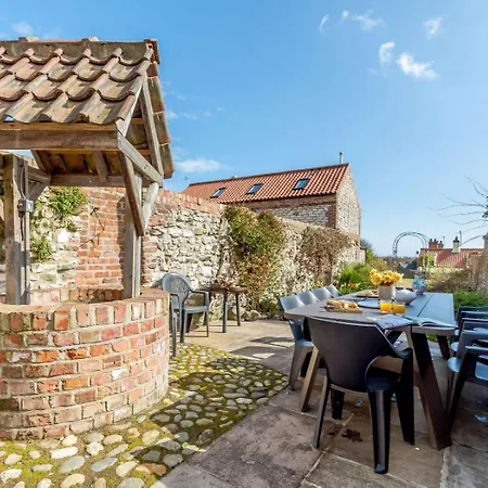 5 Bed In Filey Oc-52388 * Ханманби